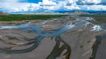 ناسا ترصد تأثير تغير المناخ على تشوه مجرى نهر مضفر من الفضاء